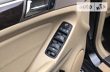 Позашляховик / Кросовер Mercedes-Benz GL-Class 2011 в 