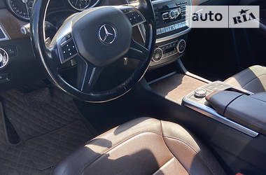 Позашляховик / Кросовер Mercedes-Benz GL-Class 2014 в 
