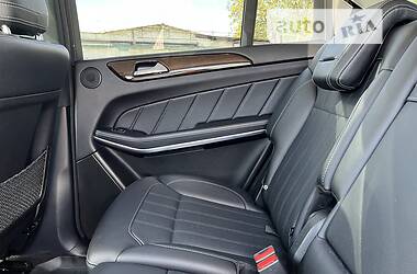 Позашляховик / Кросовер Mercedes-Benz GL-Class 2014 в 