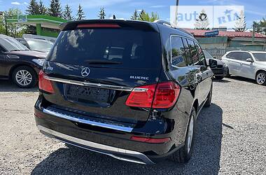 Позашляховик / Кросовер Mercedes-Benz GL-Class 2014 в 