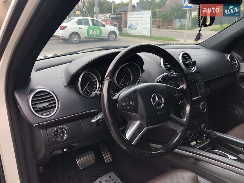 Внедорожник / Кроссовер Mercedes-Benz GL-Class 2012 в Луцке