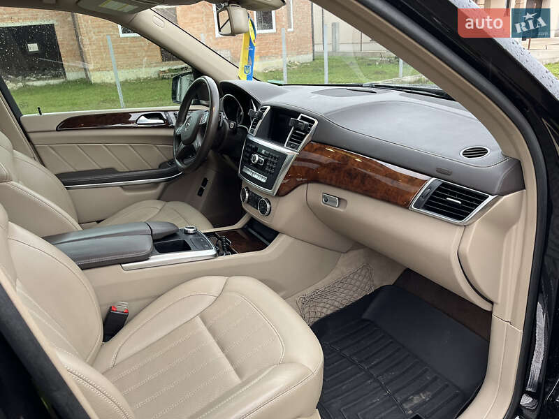 Внедорожник / Кроссовер Mercedes-Benz GL-Class 2014 в Львове фото 11 Внедорожник / Кроссовер Mercedes-Benz GL-Class 2014 в Львове