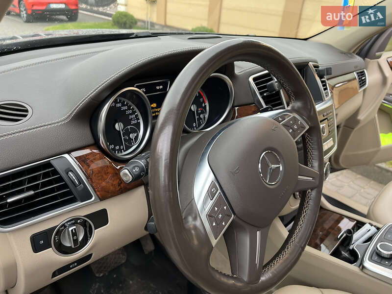 Внедорожник / Кроссовер Mercedes-Benz GL-Class 2014 в Львове фото 21 Внедорожник / Кроссовер Mercedes-Benz GL-Class 2014 в Львове