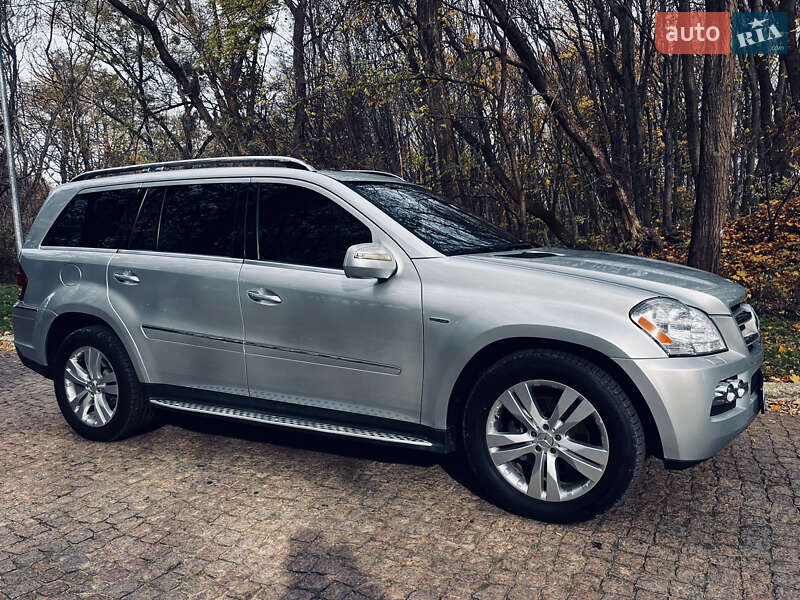 Внедорожник / Кроссовер Mercedes-Benz GL-Class 2010 в Черновцах