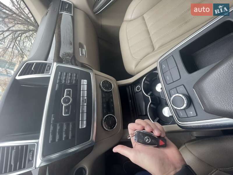 Внедорожник / Кроссовер Mercedes-Benz GL-Class 2013 в Днепре фото 14 Внедорожник / Кроссовер Mercedes-Benz GL-Class 2013 в Днепре