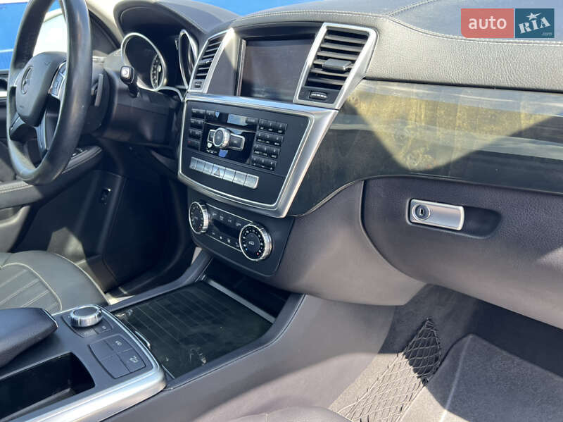 Внедорожник / Кроссовер Mercedes-Benz GL-Class 2015 в Тернополе