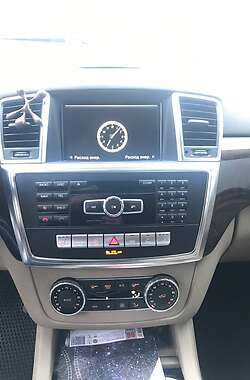 Позашляховик / Кросовер Mercedes-Benz GL-Class 2014 в 