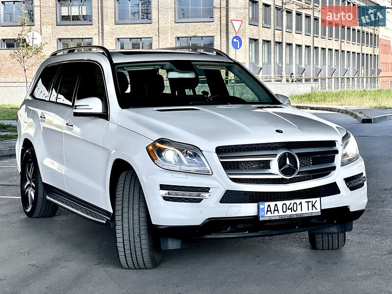 Позашляховик / Кросовер Mercedes-Benz GL-Class 2015 в 