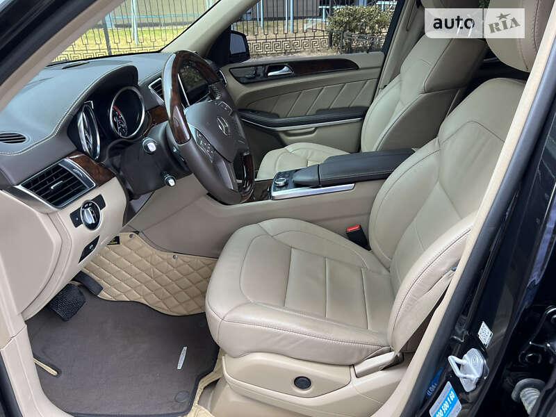 Позашляховик / Кросовер Mercedes-Benz GL-Class 2014 в Києві