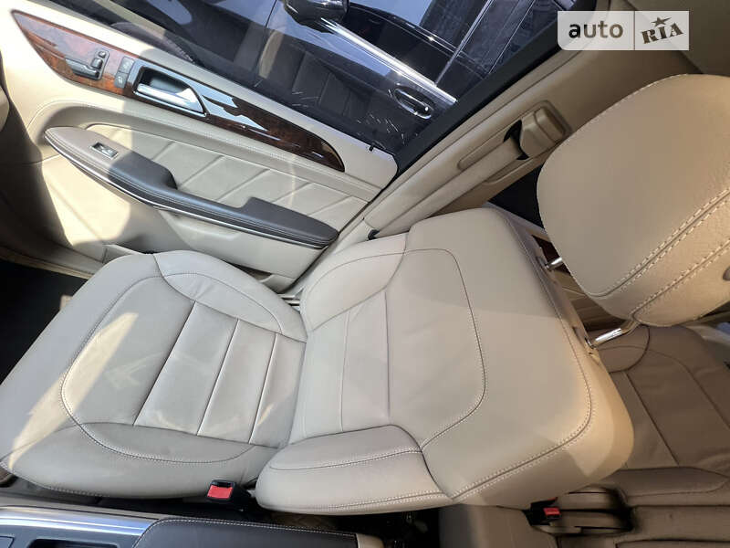Позашляховик / Кросовер Mercedes-Benz GL-Class 2014 в Києві
