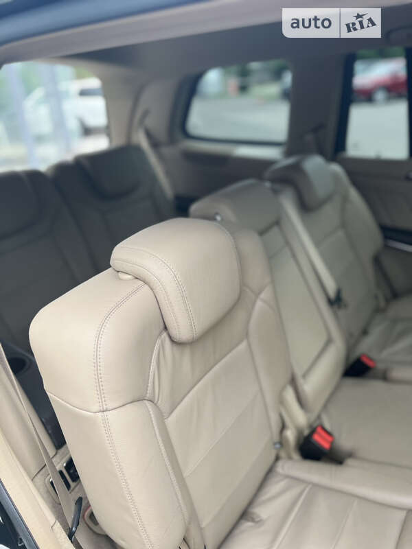 Внедорожник / Кроссовер Mercedes-Benz GL-Class 2014 в Киеве фото 12 Внедорожник / Кроссовер Mercedes-Benz GL-Class 2014 в Киеве