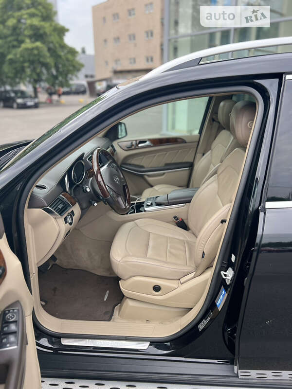 Внедорожник / Кроссовер Mercedes-Benz GL-Class 2014 в Киеве фото 19 Внедорожник / Кроссовер Mercedes-Benz GL-Class 2014 в Киеве