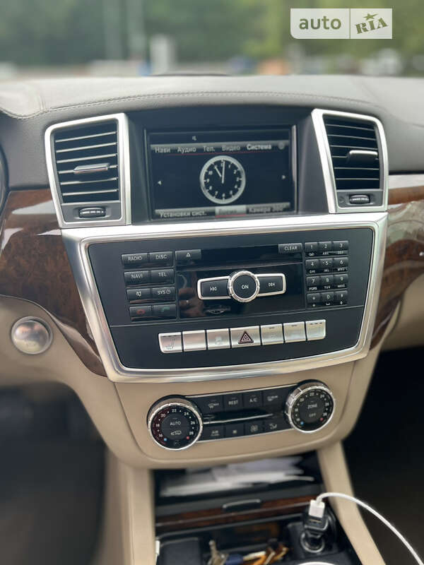 Внедорожник / Кроссовер Mercedes-Benz GL-Class 2014 в Киеве фото 22 Внедорожник / Кроссовер Mercedes-Benz GL-Class 2014 в Киеве