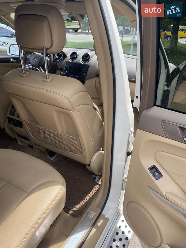 Позашляховик / Кросовер Mercedes-Benz GL-Class 2011 в Івано-Франківську