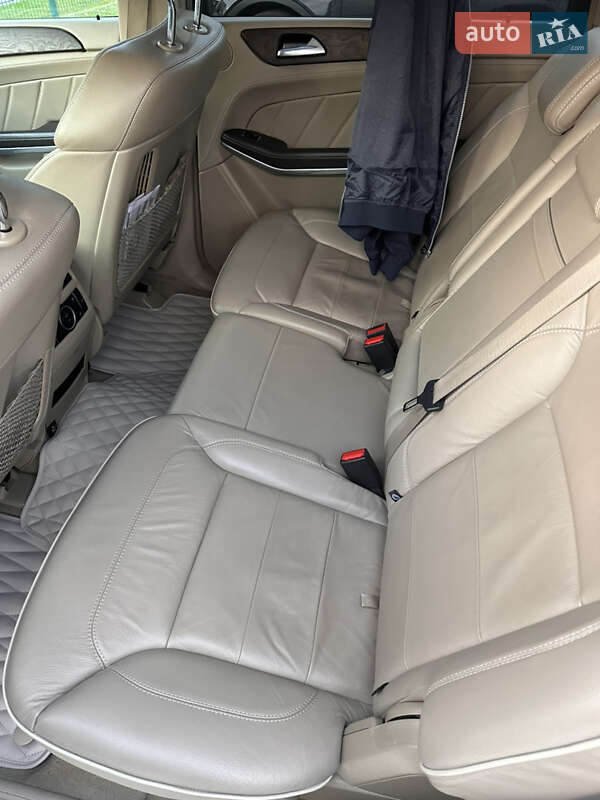 Внедорожник / Кроссовер Mercedes-Benz GL-Class 2013 в Трускавце фото 66 Внедорожник / Кроссовер Mercedes-Benz GL-Class 2013 в Трускавце