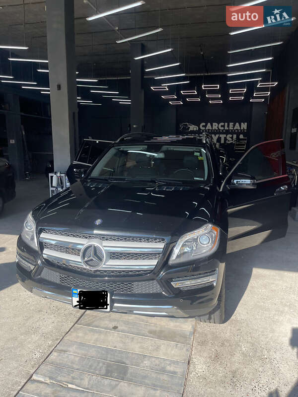 Позашляховик / Кросовер Mercedes-Benz GL-Class 2014 в Києві