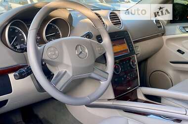 Позашляховик / Кросовер Mercedes-Benz GL-Class 2012 в 