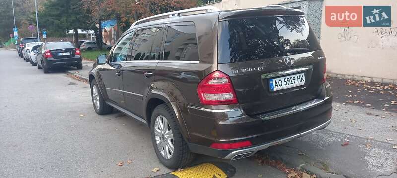 Внедорожник / Кроссовер Mercedes-Benz GL-Class 2011 в Ужгороде фото 3 Внедорожник / Кроссовер Mercedes-Benz GL-Class 2011 в Ужгороде