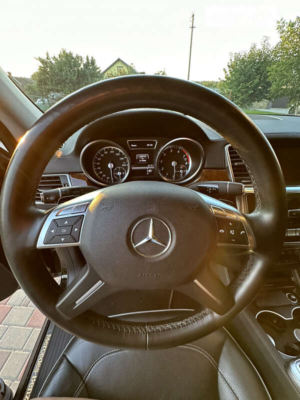 Позашляховик / Кросовер Mercedes-Benz GL-Class 2012 в Дніпрі