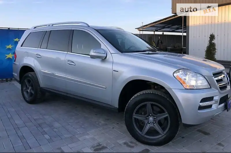 Mercedes-Benz GL-Class
