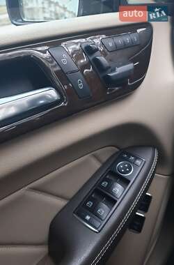 Внедорожник / Кроссовер Mercedes-Benz GL-Class 2014 в 