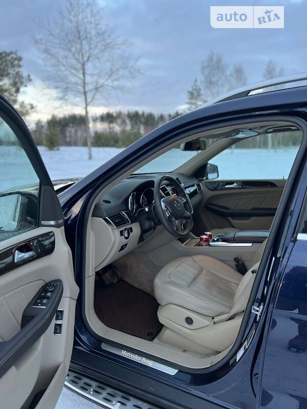 Позашляховик / Кросовер Mercedes-Benz GL-Class 2015 в Ковелі фото 19 Позашляховик / Кросовер Mercedes-Benz GL-Class 2015 в Ковелі