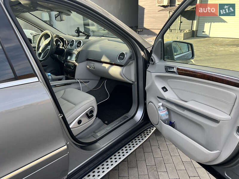 Внедорожник / Кроссовер Mercedes-Benz GL-Class 2012 в Киеве