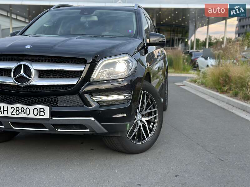 Позашляховик / Кросовер Mercedes-Benz GL-Class 2015 в Києві