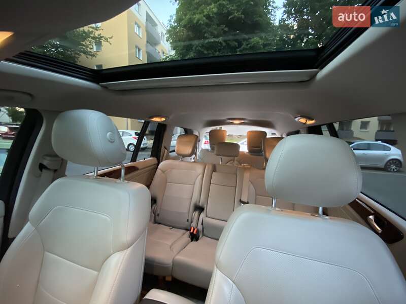 Позашляховик / Кросовер Mercedes-Benz GL-Class 2015 в Києві