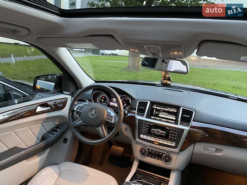 Позашляховик / Кросовер Mercedes-Benz GL-Class 2015 в Києві