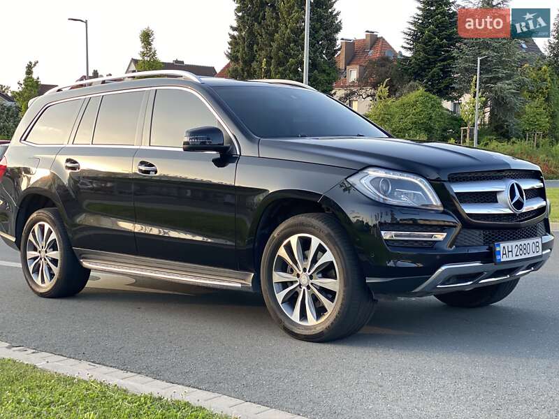 Позашляховик / Кросовер Mercedes-Benz GL-Class 2015 в Києві