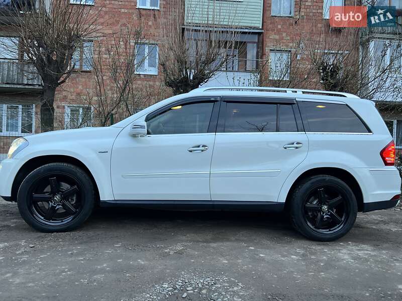 Позашляховик / Кросовер Mercedes-Benz GL-Class 2011 в Чернівцях