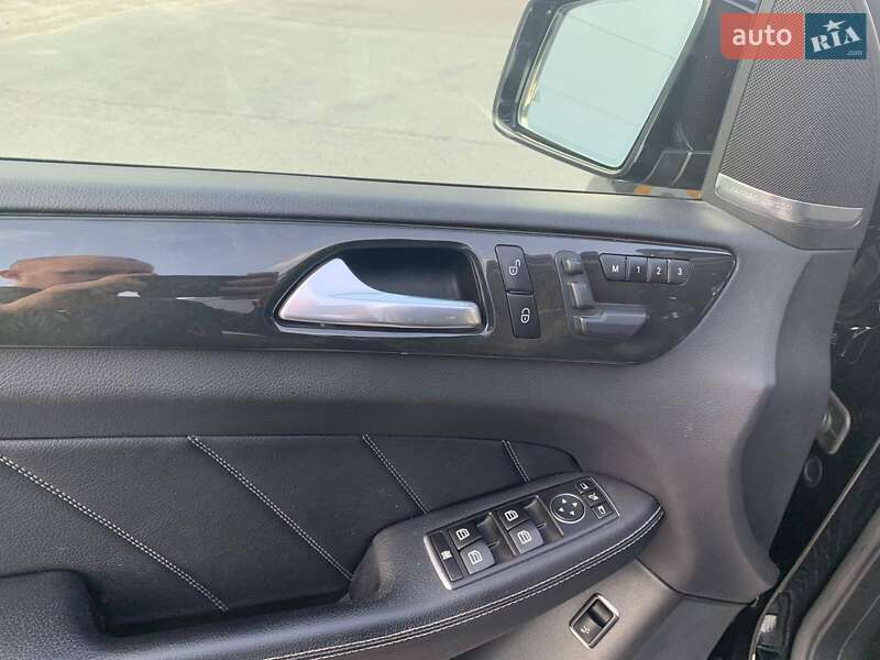 Позашляховик / Кросовер Mercedes-Benz GL-Class 2015 в Львові
