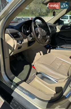 Позашляховик / Кросовер Mercedes-Benz GL-Class 2013 в 