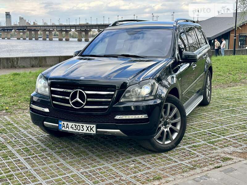 Позашляховик / Кросовер Mercedes-Benz GL-Class 2011 в Києві