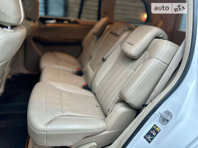 Позашляховик / Кросовер Mercedes-Benz GL-Class 2016 в Кам'янець-Подільському