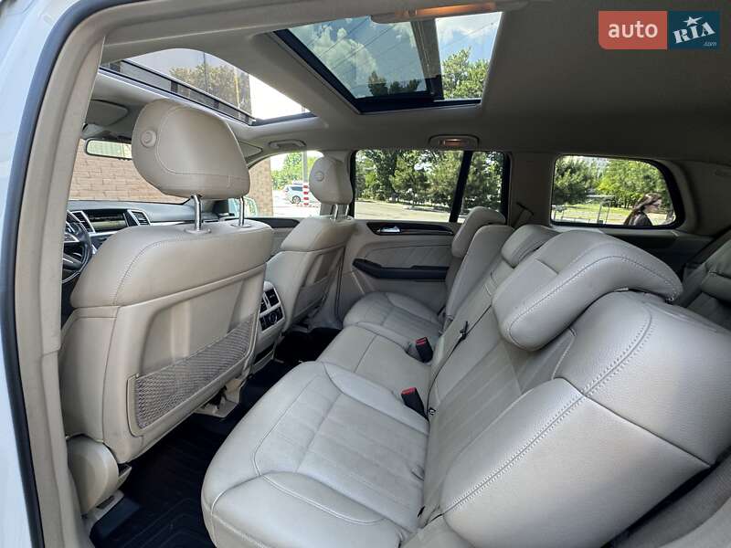 Позашляховик / Кросовер Mercedes-Benz GL-Class 2015 в Одесі