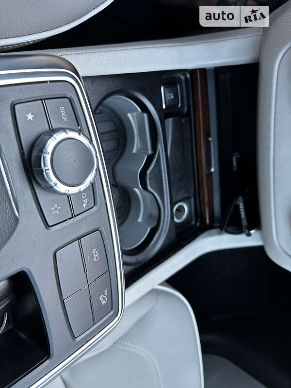 Внедорожник / Кроссовер Mercedes-Benz GL-Class 2013 в Черновцах