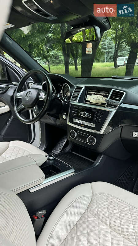 Внедорожник / Кроссовер Mercedes-Benz GL-Class 2015 в Кривом Роге