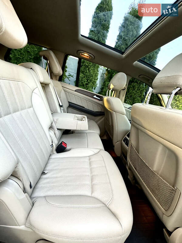 Внедорожник / Кроссовер Mercedes-Benz GL-Class 2015 в Киеве фото 40 Внедорожник / Кроссовер Mercedes-Benz GL-Class 2015 в Киеве