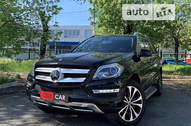 Позашляховик / Кросовер Mercedes-Benz GL-Class 2015 в Києві