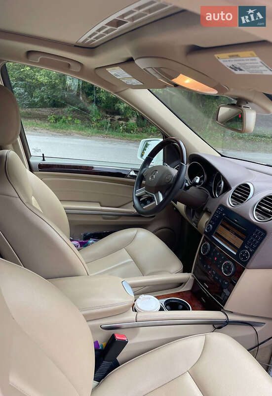 Внедорожник / Кроссовер Mercedes-Benz GL-Class 2012 в Львове фото 10 Внедорожник / Кроссовер Mercedes-Benz GL-Class 2012 в Львове