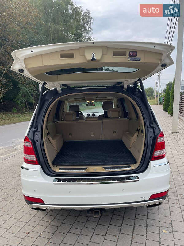 Внедорожник / Кроссовер Mercedes-Benz GL-Class 2012 в Львове фото 9 Внедорожник / Кроссовер Mercedes-Benz GL-Class 2012 в Львове