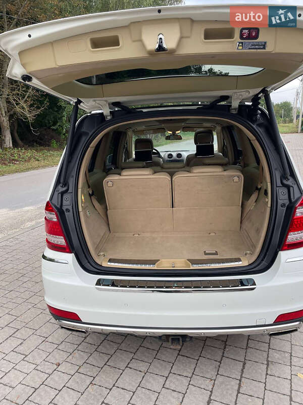 Внедорожник / Кроссовер Mercedes-Benz GL-Class 2012 в Львове фото 19 Внедорожник / Кроссовер Mercedes-Benz GL-Class 2012 в Львове