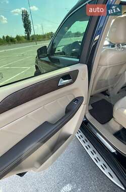 Позашляховик / Кросовер Mercedes-Benz GL-Class 2015 в 
