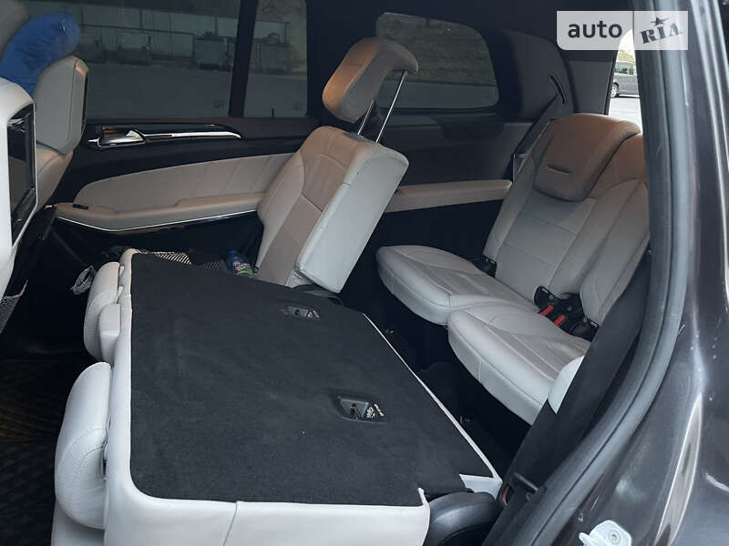 Внедорожник / Кроссовер Mercedes-Benz GL-Class 2014 в Киеве фото 15 Внедорожник / Кроссовер Mercedes-Benz GL-Class 2014 в Киеве
