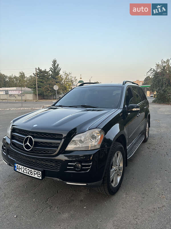 Внедорожник / Кроссовер Mercedes-Benz GL-Class 2007 в Вишневом