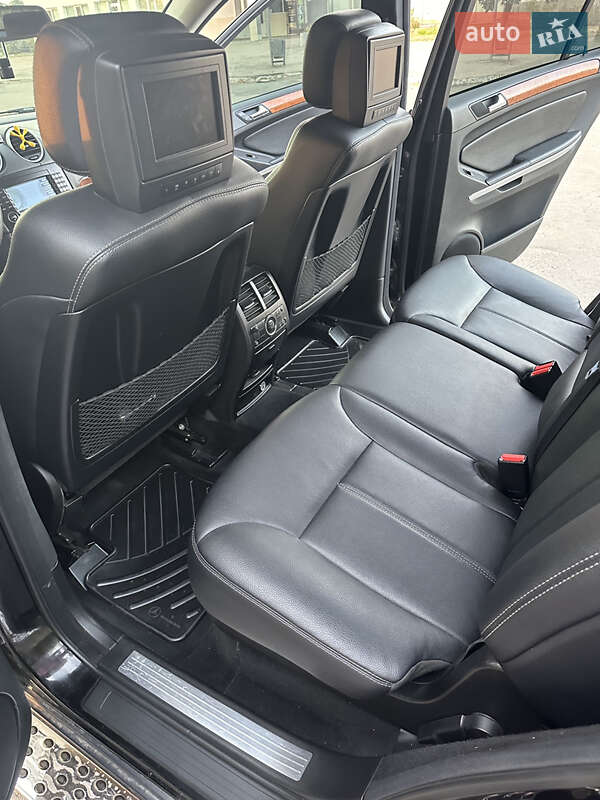 Внедорожник / Кроссовер Mercedes-Benz GL-Class 2007 в Вишневом