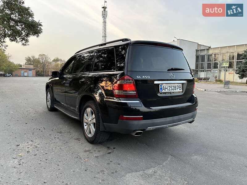 Внедорожник / Кроссовер Mercedes-Benz GL-Class 2007 в Вишневом