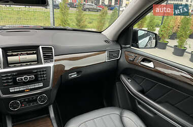 Внедорожник / Кроссовер Mercedes-Benz GL-Class 2012 в 